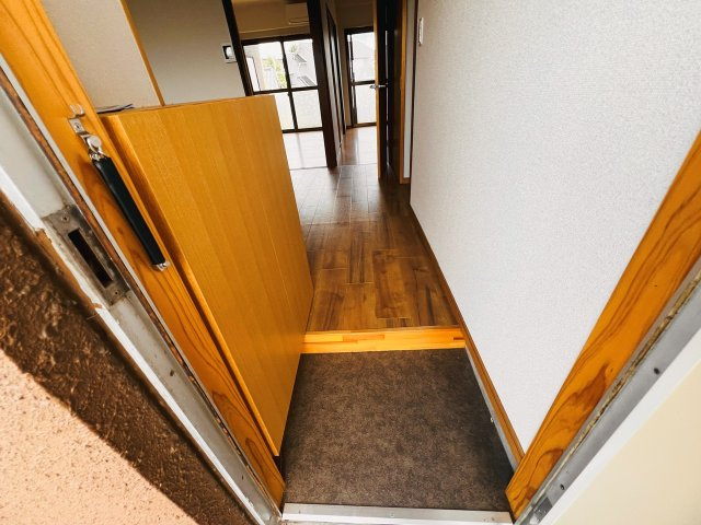 シャルマンコーポの玄関