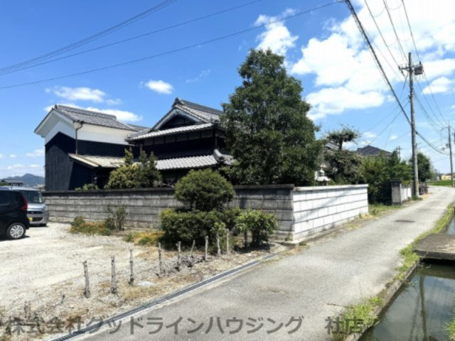 西垂水戸建の外観|西側隣地も解放感があります