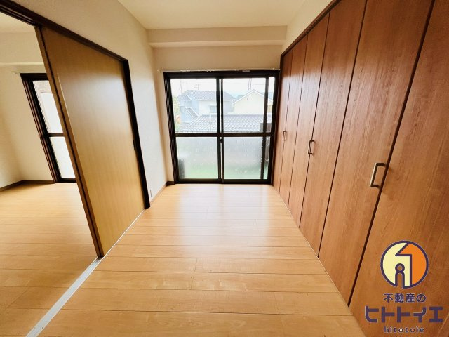 シャルマンコーポの洋室|ゆったりした洋室です