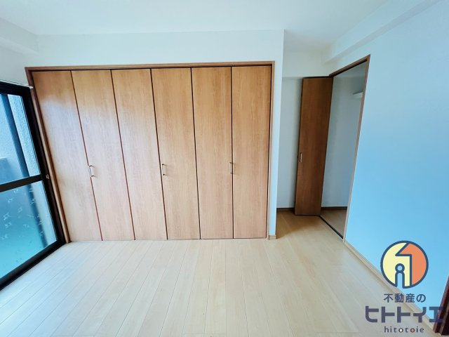 シャルマンコーポの洋室|明るい洋室です