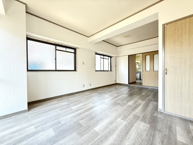 リンズマンション御影の洋室