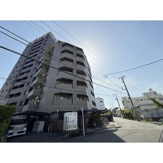 ベルボヌール大手町の外観