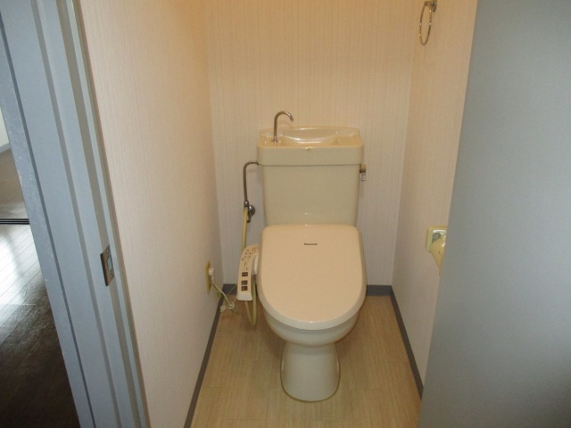 シャトル江波のトイレ