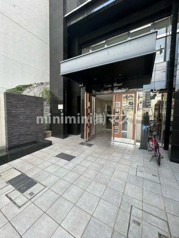 エステムコート難波センチュリオのエントランス