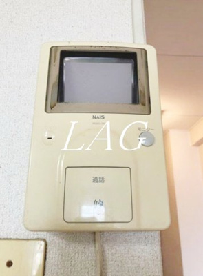 【セキュリティ】 | 秀和志村城山レジデンス | モニター付きインターホンです。