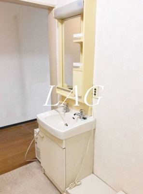 【洗面所】 | 秀和志村城山レジデンス | 独立洗面台です。