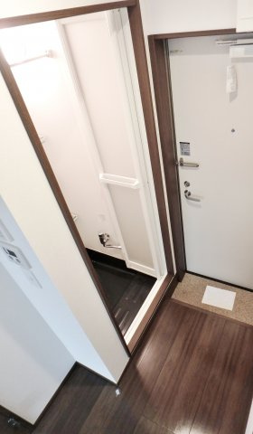 アーバンプレイス高円寺Ⅳ（フォー）の玄関