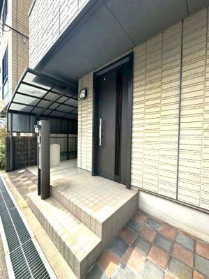 【エントランス】 | 沢良宜西2丁目戸建