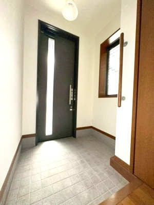 【玄関】 | 沢良宜西2丁目戸建