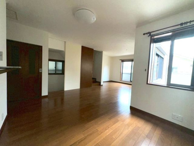 【居間・リビング】 | 沢良宜西2丁目戸建