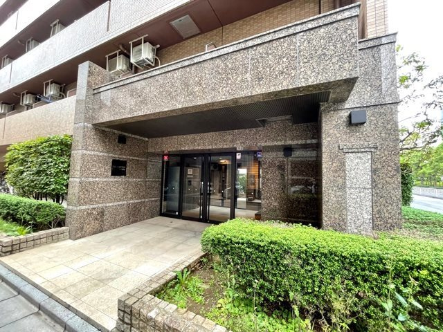 レジディア門前仲町のエントランス