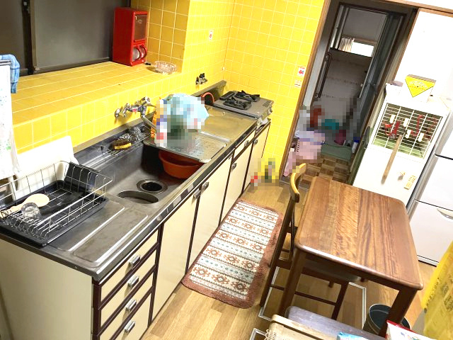 日高町府中新　中古戸建　7SKのキッチン