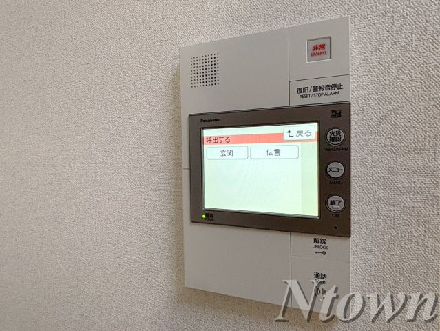 【セキュリティ】 | プレサンスジェネ新栄町駅前葵 | モニター付きインターホンです