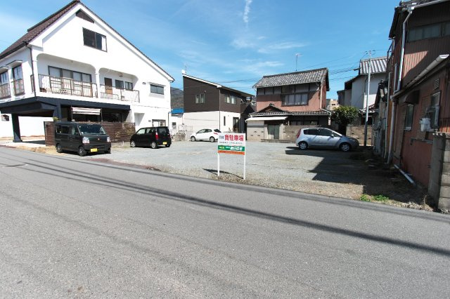 大澤駐車場の外観