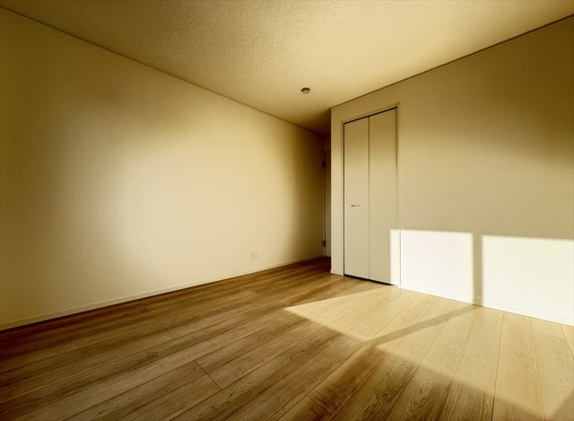 【洋室】 | 新座市馬場3丁目　新築一戸建住宅　全2棟　(志木本店) | 洋室6.6帖