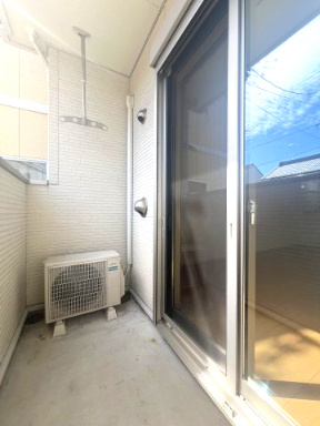 アイランド・ヴィレッジⅡのバルコニー|落ち着いた時間を過ごせるバルコニーです