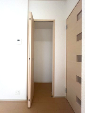 アイランド・ヴィレッジⅡの収納|ちょっとした収納スペースも充実しています