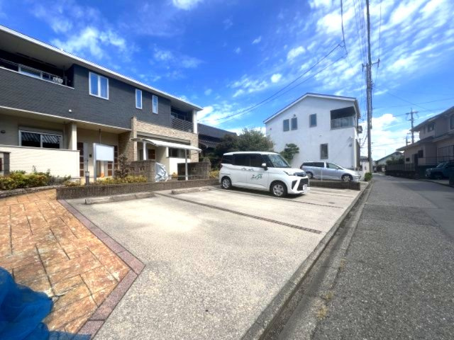 アイランド・ヴィレッジⅡの駐車場|駐車場があります