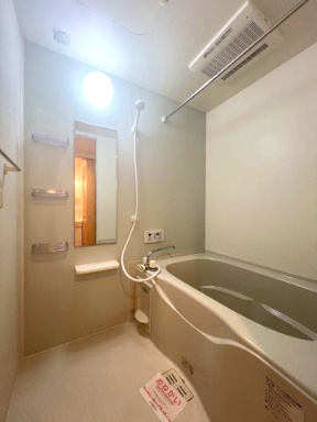 アイランド・ヴィレッジⅡの浴室|日々の疲れを癒すお風呂です