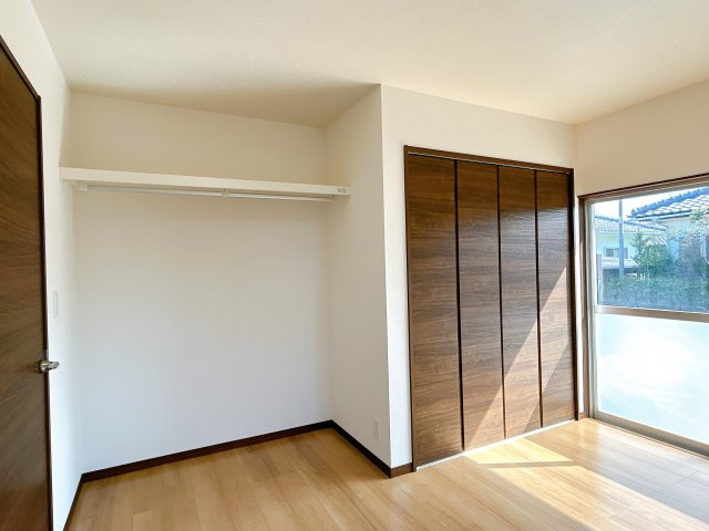 都城市志比田町の中古一戸建の収納