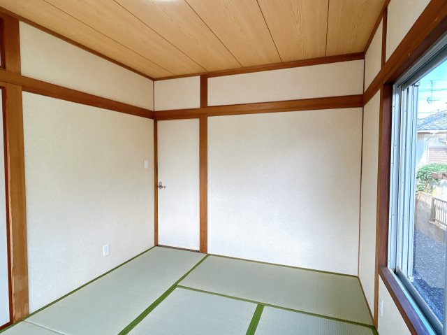 都城市志比田町の中古一戸建の和室
