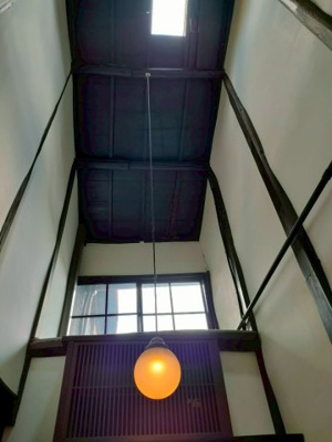 【設備】 | 上七軒京町屋テナント | 吹き抜け・照明付き