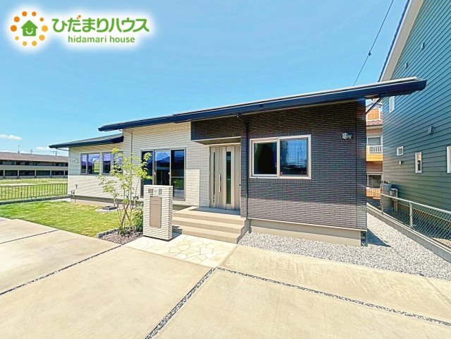 【外観】 | ひたちなか市田彦　中古戸建 | 一条工務店施工の洗練された美しさが生まれる、スタイリッシュな外観です(^^)/