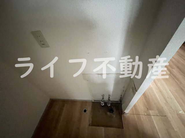 サンビレッジ東大阪の洗面所|使いやすい洗面所です