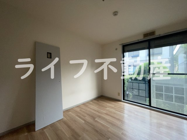 サンビレッジ東大阪の居間・リビング|ゆったり過ごせるリビングです