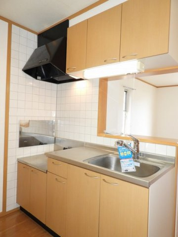 サニ－ヴィラＳのキッチン|コンパクトなキッチンで掃除もラクラク