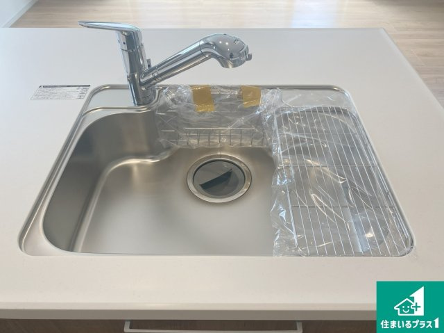 長岡京市今里　第3期　新築一戸建ての設備|洗い物も楽にできる、広々シンク！