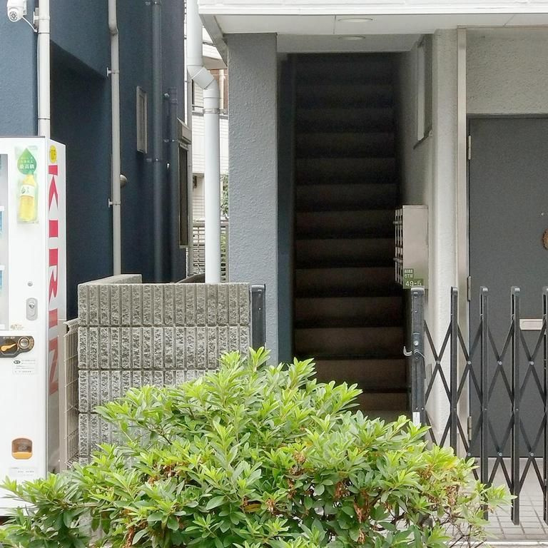 荒川区西日暮里６丁目の一棟マンション