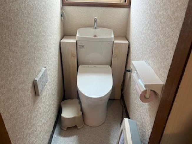 【トイレ】 | 網走市潮見５丁目１１９－１６　地下１階付２階建中古売家　