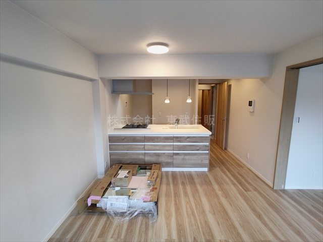 【ダイニング】 | パークヒルズ若葉スカイハイツ | 食卓を囲むダイニング