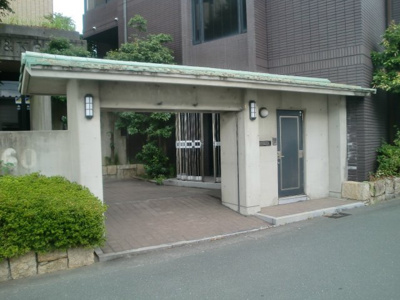 【エントランス】 | ユトリロつつじが丘3