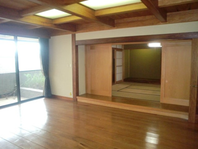 【洋室】 | ユトリロつつじが丘3