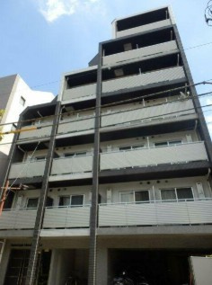 【外観】 | 鉄筋コンクリート造のがっちりとした建物。