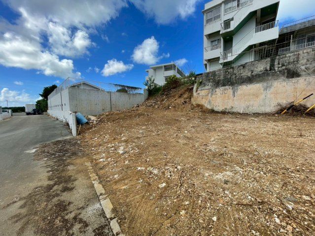 平良字下里1573の周辺