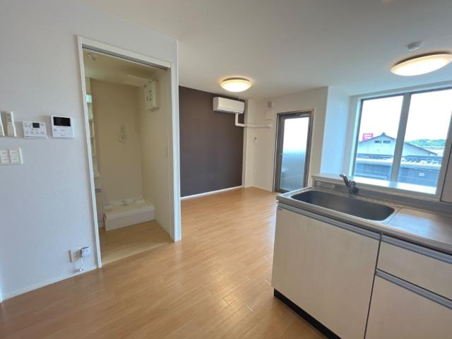 ＮＥＶＥＲ　ＣＨＡＮＧＥ（ネバーチェンジ）の内装|室内