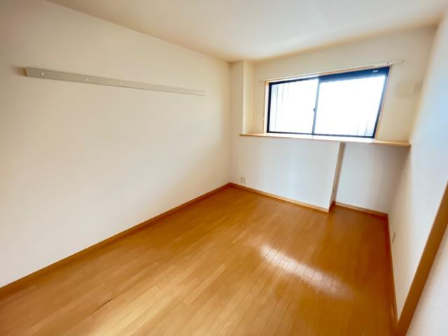 グランドールのぞえ２の内装|玄関横洋室（イメージ）