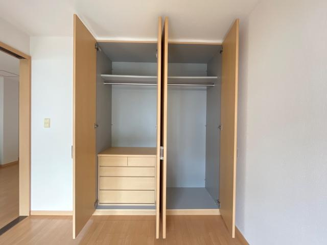 グランドールのぞえ２の収納|クローゼット（イメージ）