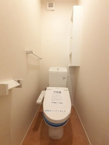 フォーエバー　ハーモニー　Ａのトイレ|コンパクトで使いやすいトイレです