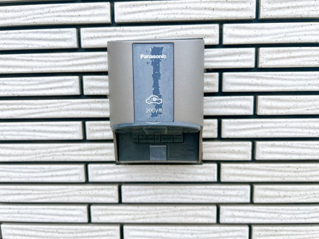 羽生市中央5丁目の設備|■EV充電用屋外コンセント