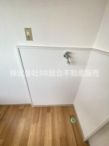 五条町中古戸建のランドリースペース|室内洗濯機置場があります！
