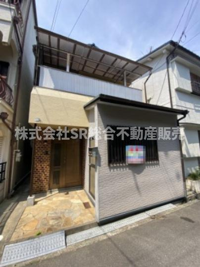 五条町中古戸建の外観|小・中学校徒歩8分圏内の立地です！収益物件としても適しています！