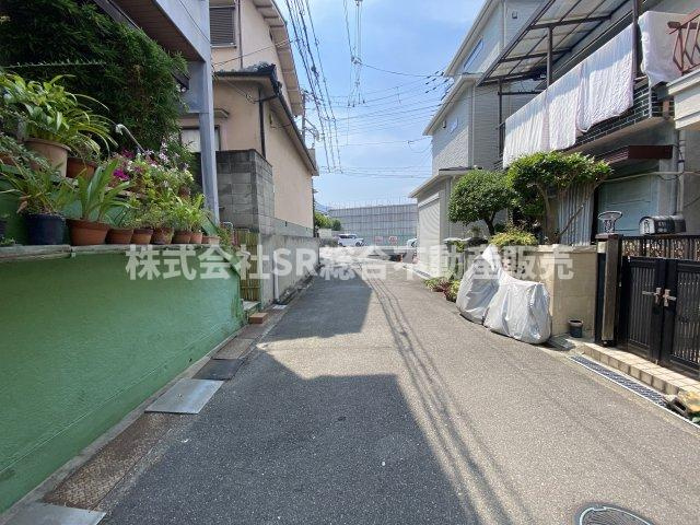 五条町中古戸建の前面道路含む現地写真|前面道路含む現地写真です