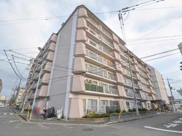 西京極ガーデンハイツの外観