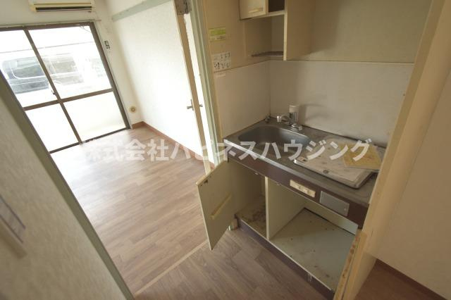 奥富マンション２のキッチン|IHコンロ1口付き