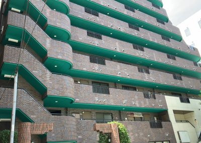 【現況写真】 | フェリッシュ相模原 | 眺望の良さを楽しめるダイニングキッチンで家族団らんの時間を過ごしてはいかがでしょうか。バルコニーから見える景色を家族で眺める時間は、時間が経つのを忘れてしまいそうですね。是非、現地を見に行きましょう！