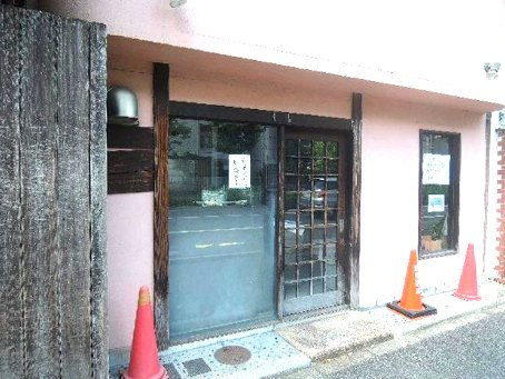 北白川追分町一棟店舗のエントランス
